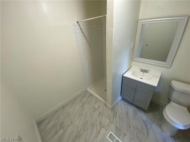 3100 Hancock Avenue, Cleveland, OH 44113