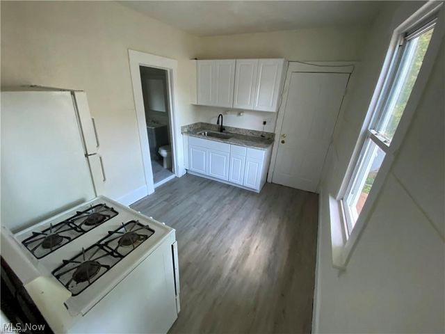3100 Hancock Avenue, Cleveland, OH 44113