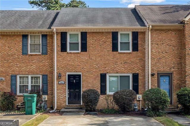 1002 Westfield Trace SE, Smyrna, GA 30082