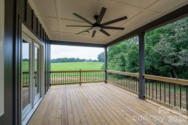 1007 Harrogate Drive, Bessemer City, NC 28016