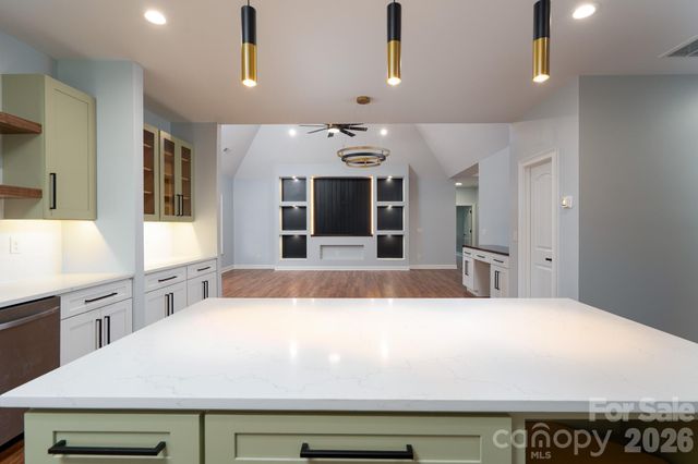 1007 Harrogate Drive, Bessemer City, NC 28016