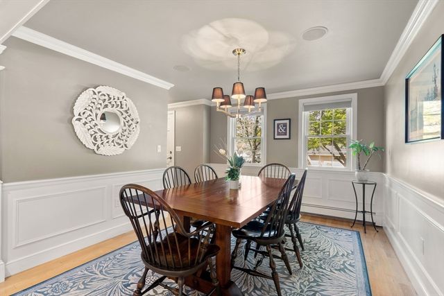 22 Crest Rd, Framingham, MA 01702