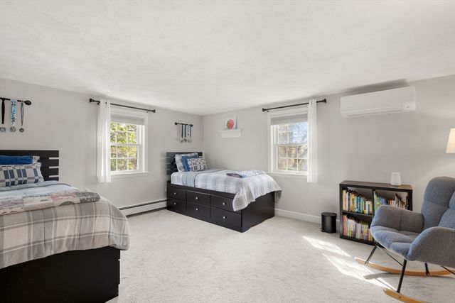 22 Crest Rd, Framingham, MA 01702