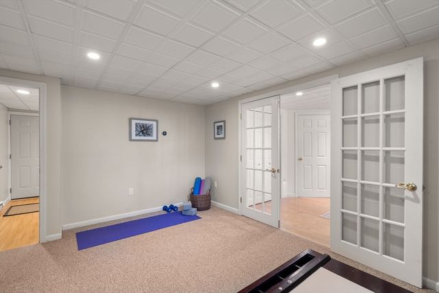22 Crest Rd, Framingham, MA 01702