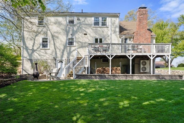 22 Crest Rd, Framingham, MA 01702