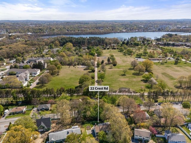 22 Crest Rd, Framingham, MA 01702