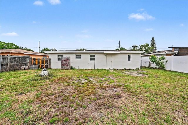 5015 S 86TH STREET, Tampa, FL 33619