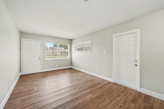 5015 S 86TH STREET, Tampa, FL 33619