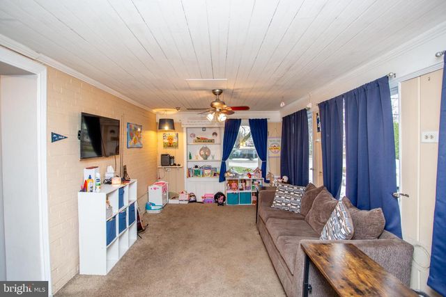 106 E. GERMANTOWN PIKE, Plymouth Meeting, PA 19462