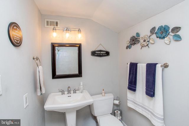 106 E. GERMANTOWN PIKE, Plymouth Meeting, PA 19462