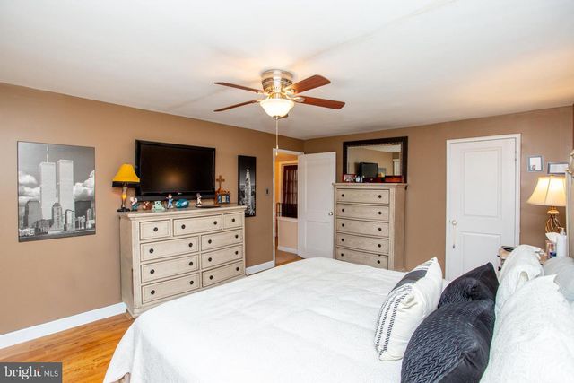 106 E. GERMANTOWN PIKE, Plymouth Meeting, PA 19462