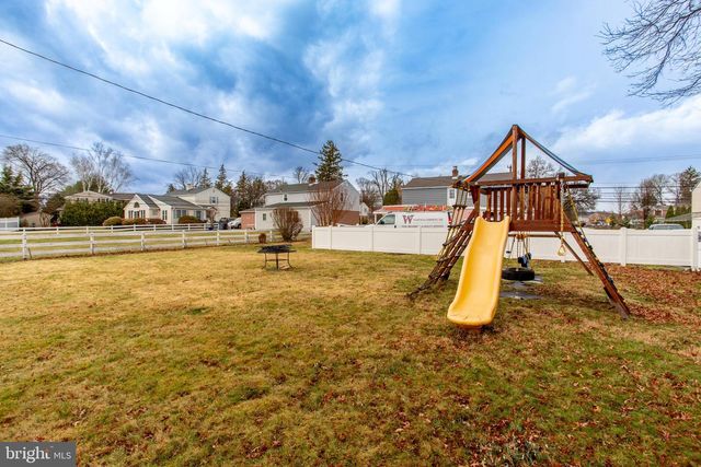 106 E. GERMANTOWN PIKE, Plymouth Meeting, PA 19462