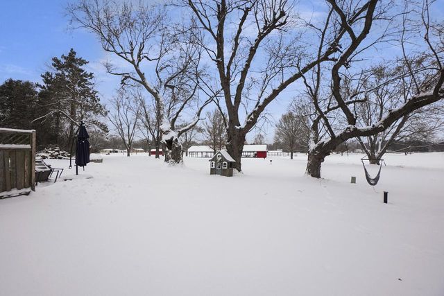 502 Homesteaders Retreat, Eagle, WI 53119