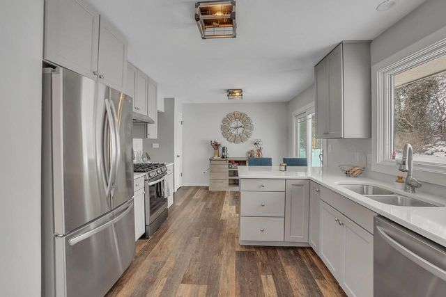 502 Homesteaders Retreat, Eagle, WI 53119