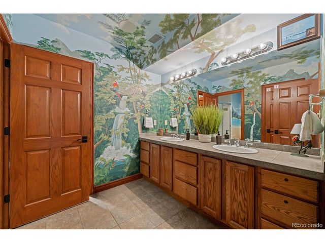 5770 S Beech Ct, Greenwood Village, CO 80121