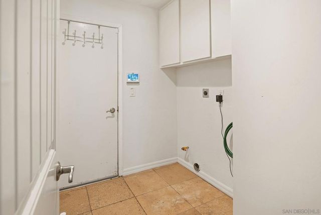 2814 Luciernaga ST, Carlsbad, CA 92009
