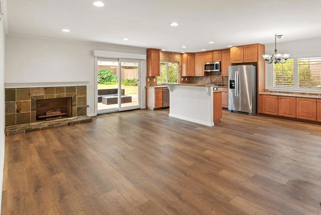 2814 Luciernaga ST, Carlsbad, CA 92009