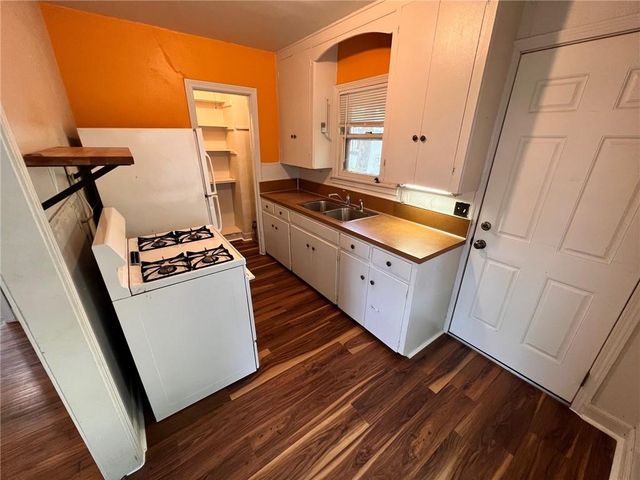 4902 Caswell Ave B, Austin, TX 78751