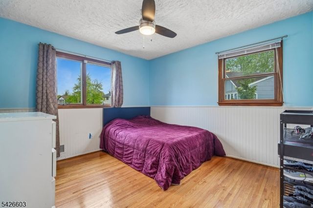 2 Marc Ct, Edison Twp., NJ 08820