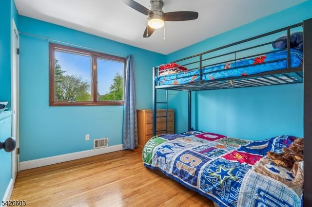 2 Marc Ct, Edison Twp., NJ 08820