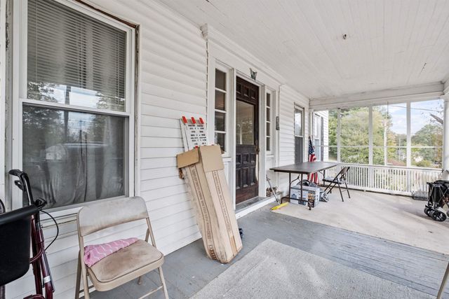 36 Dearborn Street, Belmont, NH 03220