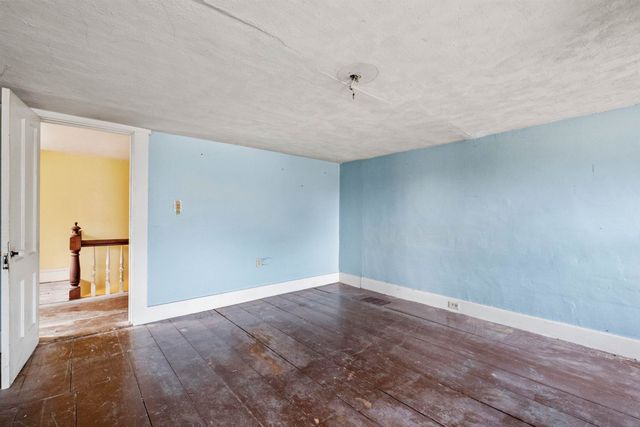 36 Dearborn Street, Belmont, NH 03220