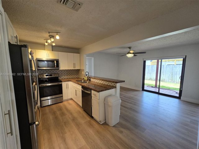 740 SW 99th Ct Circle 0, Miami, FL 33174