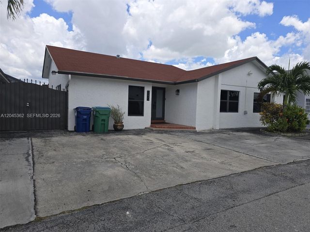 740 SW 99th Ct Circle 0, Miami, FL 33174