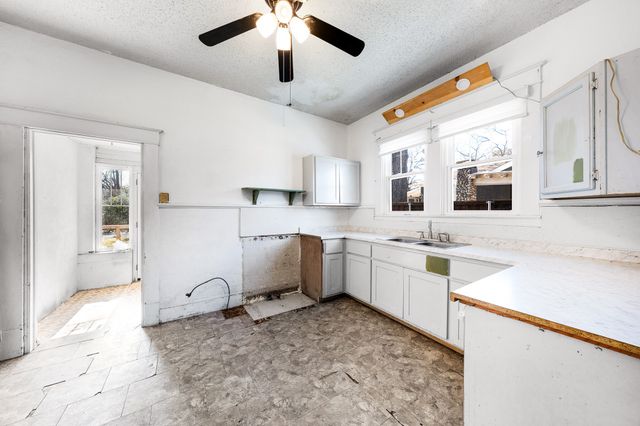 712 Connally Street, Sulphur Springs, TX 75482