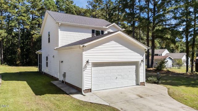 2504 Fleming Road, Fuquay Varina, NC 27526