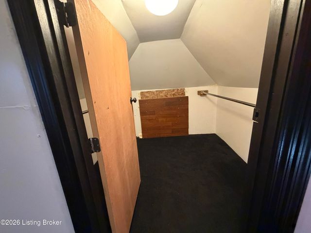 1774 Bolling Ave, Louisville, KY 40210