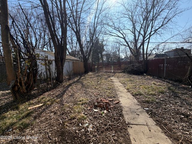 1774 Bolling Ave, Louisville, KY 40210