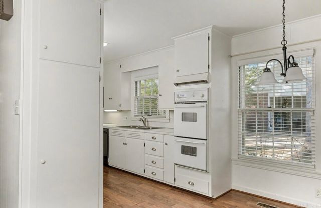 13 Jefferson Place, Pine Bluff, AR 71603