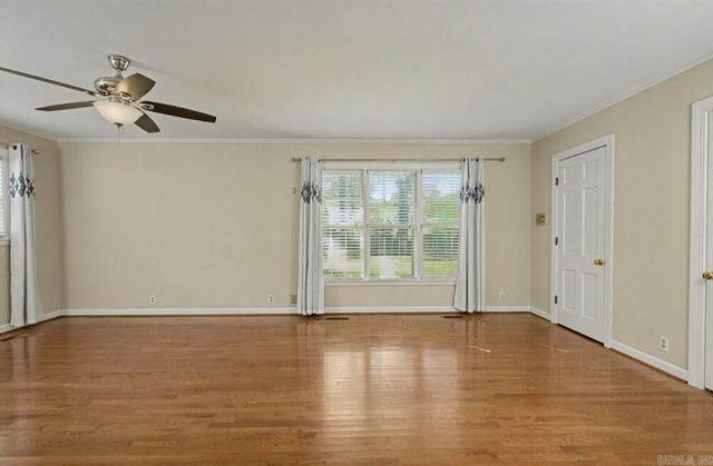 13 Jefferson Place, Pine Bluff, AR 71603