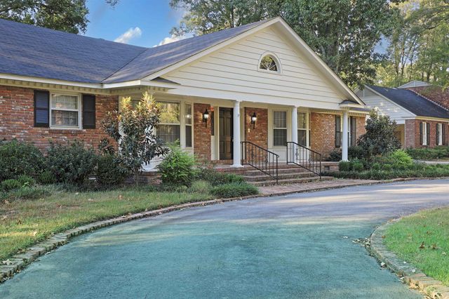 13 Jefferson Place, Pine Bluff, AR 71603