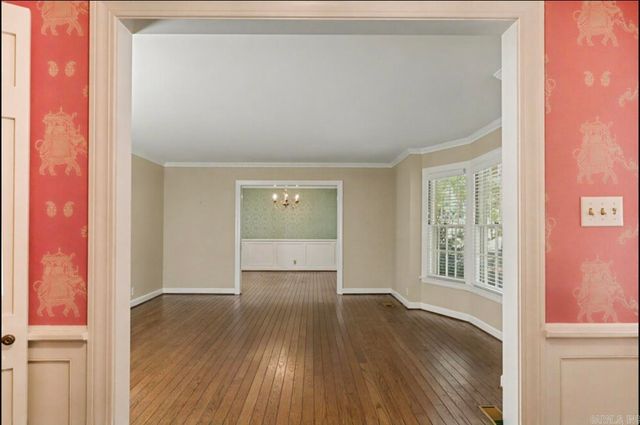 13 Jefferson Place, Pine Bluff, AR 71603