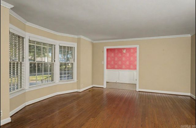 13 Jefferson Place, Pine Bluff, AR 71603