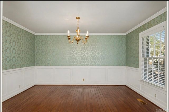 13 Jefferson Place, Pine Bluff, AR 71603