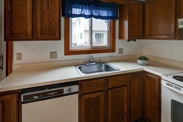 931 S Gammon Road, Madison, WI 53719