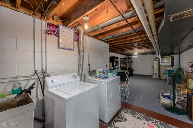 895 East Avenue, Tallmadge, OH 44278