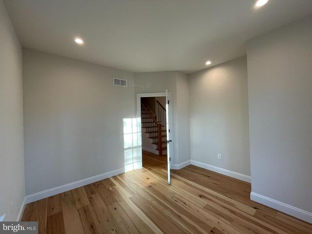 217 E BRANCH RD, Sellersville, PA 18960