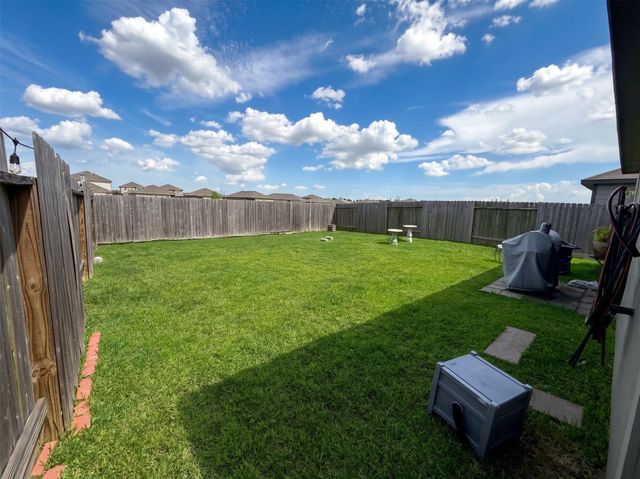 10642 Red Orchid Drive, Houston, TX 77016