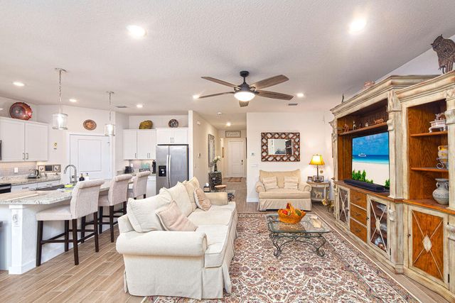 4480 NW Oakleaf Court, Jensen Beach, FL 34957