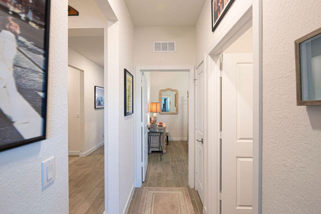 4480 NW Oakleaf Court, Jensen Beach, FL 34957