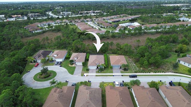 4480 NW Oakleaf Court, Jensen Beach, FL 34957