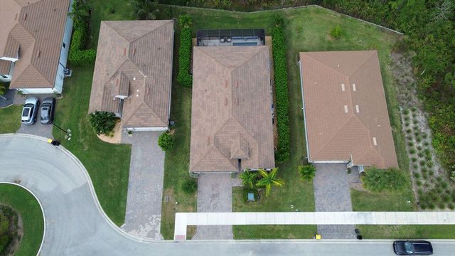 4480 NW Oakleaf Court, Jensen Beach, FL 34957