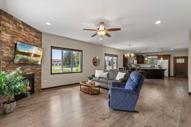 2726 11th Avenue, Anoka, MN 55303