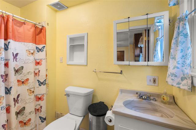 413 N Water Street, Cambridge, IA 50046