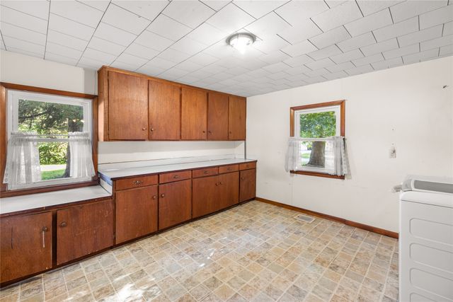 413 N Water Street, Cambridge, IA 50046