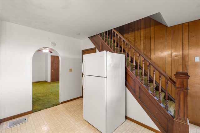 413 N Water Street, Cambridge, IA 50046